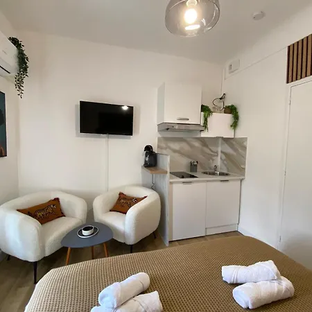Nocturne Guest house Limay