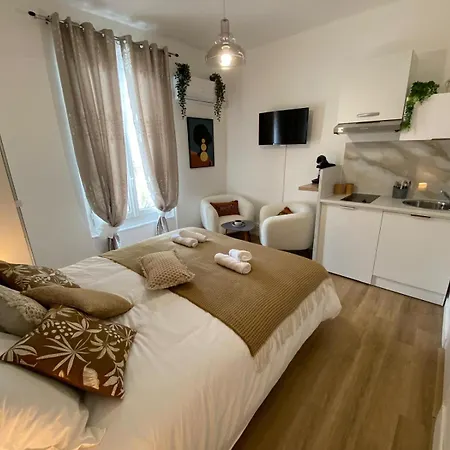 Nocturne Guest house
